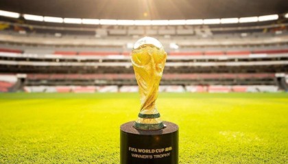 央视两届世界杯赚100亿！国际足联开条件：下届扩军 国足有望出线